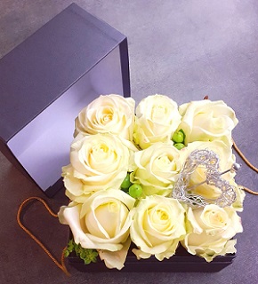 BoxRosesBlanches